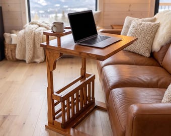 Handgefertigter Laptoptisch aus massiver Eiche im Mid-Century-Modern-Stil (Antikbraun)