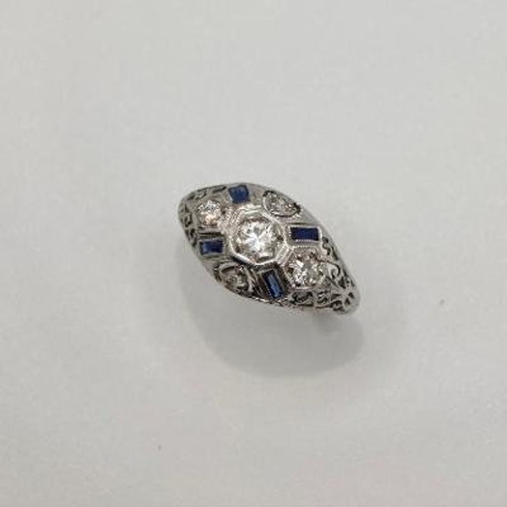ESTATE DIAMOND RING