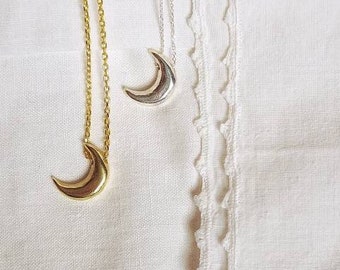 Brass half moon charm necklace , half moon necklace, reminders necklace, gift necklace, easy silver necklace, bronze layering necklace