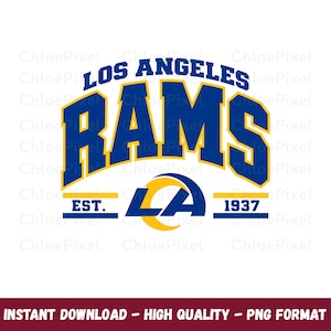 Puede incluir: Un diseño gráfico que muestra el texto LOS ANGELES RAMS en letras azules en negrita con bordes amarillos. Debajo, el texto EST. 1937 flanquea un logotipo central LA con una forma de media luna amarilla. El diseño está sobre un fondo blanco.
