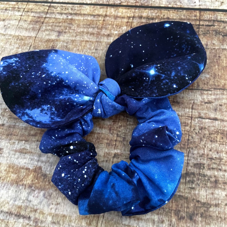 Scrunchie Galaxy XL hair tie with bow image 2