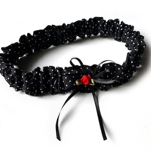 Garter dots black rose image 1