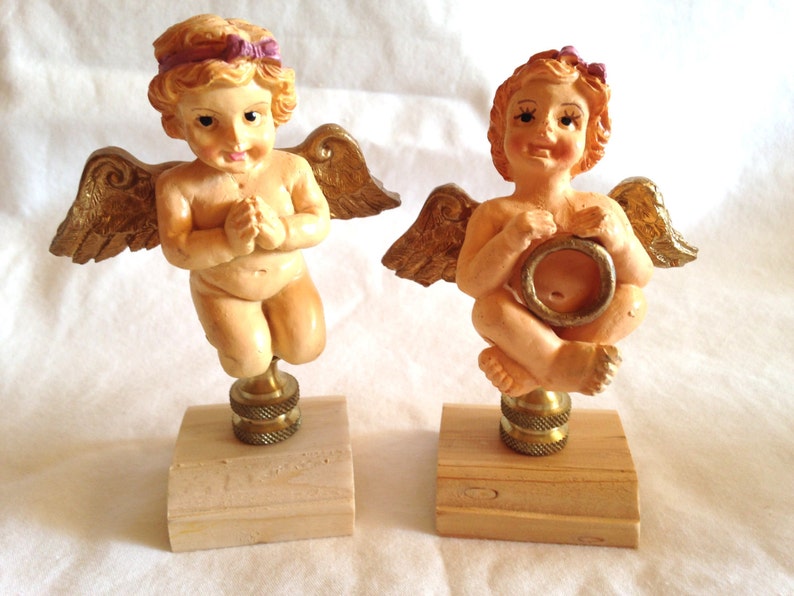 4 Cherub Angel Lamp Finials Toppers Cast Resin Holiday Occasional Figurines on Standard Brass Swivel Bases Lot of