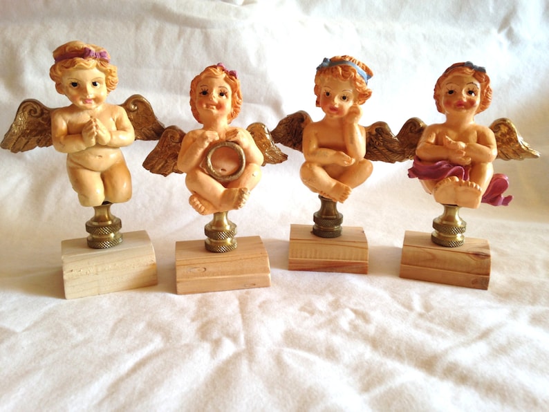 4 Cherub Angel Lamp Finials Toppers Cast Resin Holiday Occasional Figurines on Standard Brass Swivel Bases Lot of