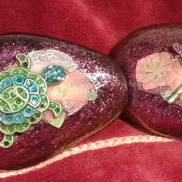 Dragonfly and Turtle SET of 2 Mixed Media Rock Decor Shelf Kindness Garden Critters Basket Collections Gifts Unique Keepsake Sea Theme