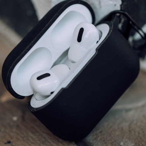Matte Black Silicone Airpods Pro Case 