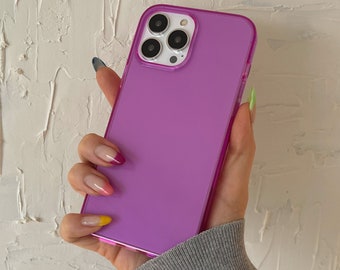¡PERFECTA! Funda transparente para iPhone en color morado neón: funda para iPhone 14, funda para iPhone 13, funda para iPhone 13 Pro Max, funda para iPhone 12 / Funda de policarbonato en color morado neón