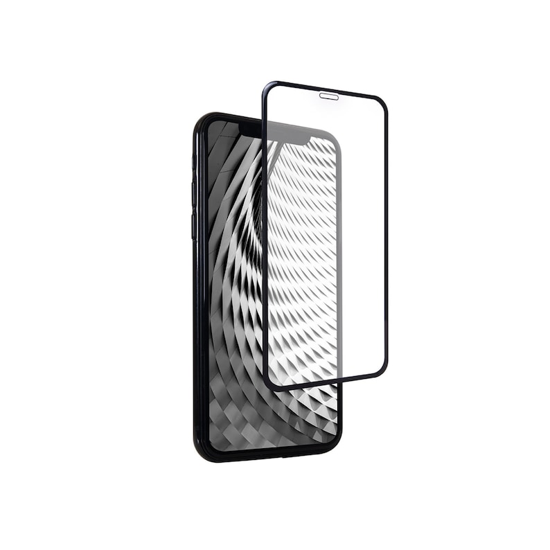 Puede incluir: Un tel&eacute;fono inteligente negro con un protector de pantalla aplicado. El protector de pantalla es transparente y tiene un marco negro. El tel&eacute;fono est&aacute; sobre una superficie blanca.