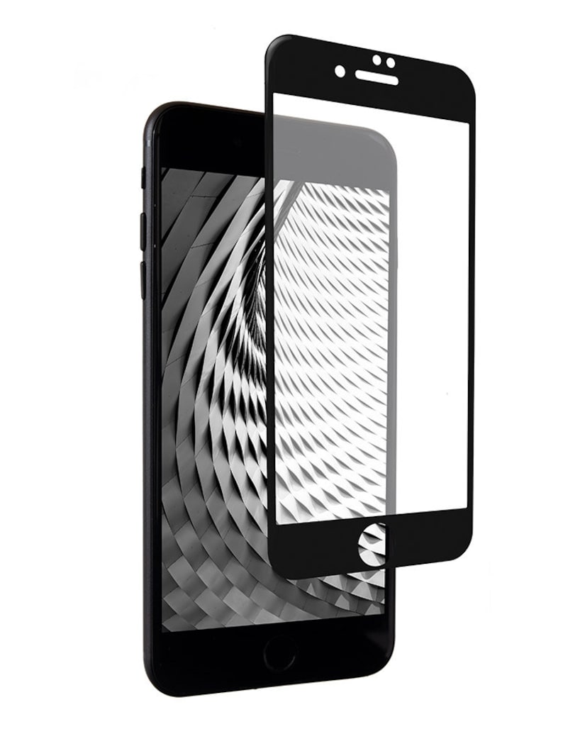 Puede incluir: Un iPhone negro con un protector de pantalla transparente aplicado. El protector de pantalla tiene un borde negro.