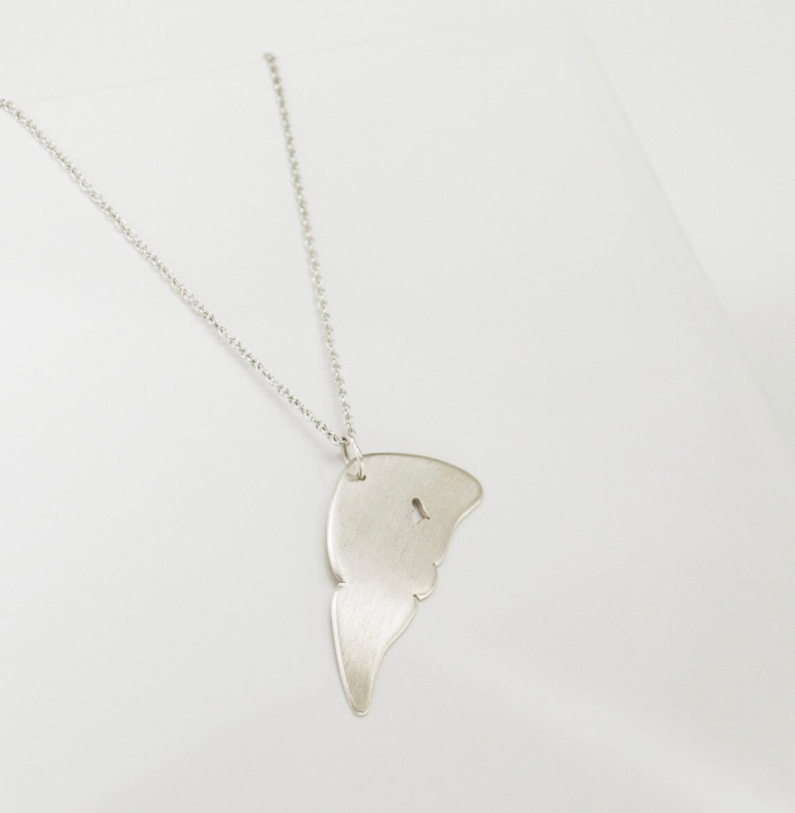 Girl's Sterling Silver Dove Charm Pendent Suspended On A - Foto 11