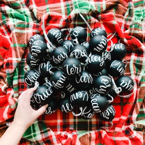 Adorno navideño personalizado en negro mate