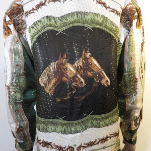Koszula w stylu vintage z lat 90. XX wieku „Koszula z koniem” Jedwab wielokolorowy, 100% jedwabiu, sukienka w stylu barokowym, inspirowana stylem europejskim, rozmiar męski L