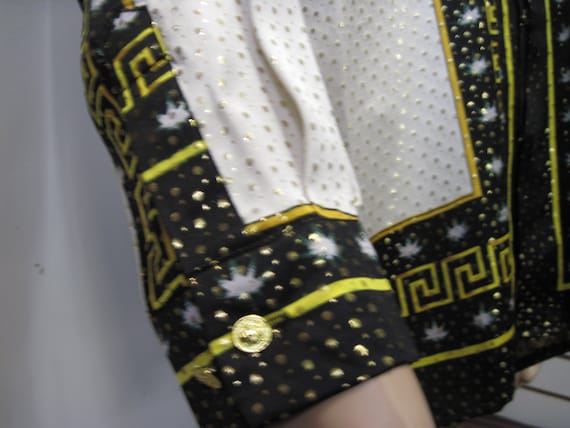 90s Vintage シルク100% L/S シャツ アニマル ゴールド 光沢 found-by-kindred-black-gianni-