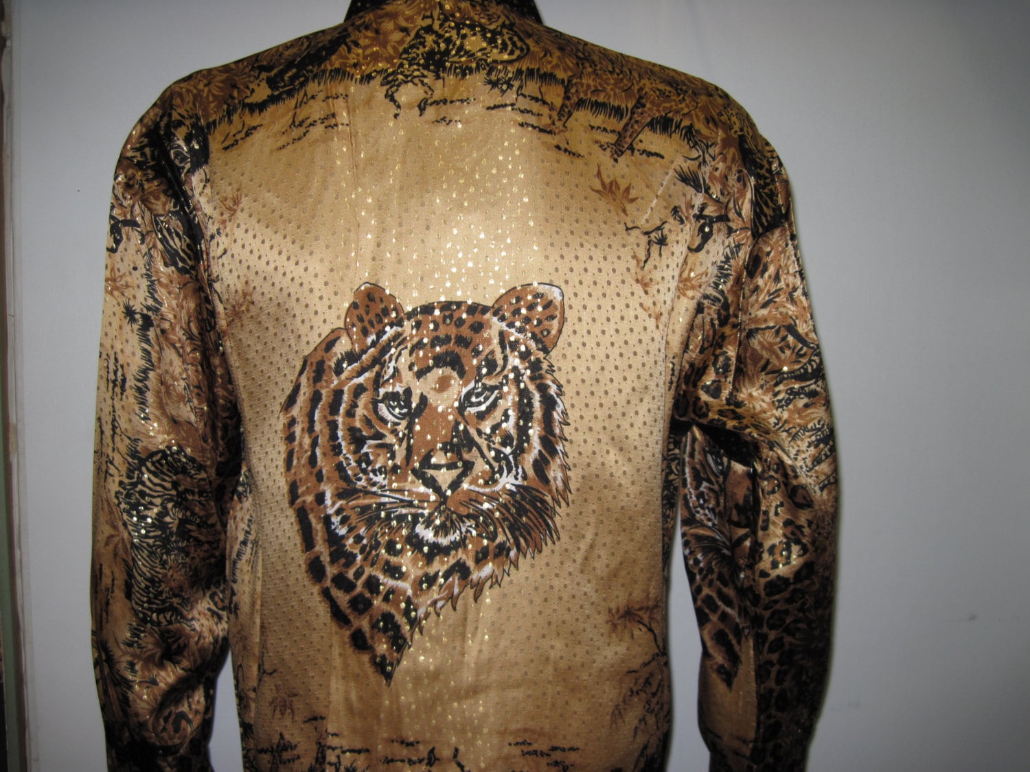 Tiger Button Up Shirt Mens XL Blue Vintage 90s 00s Hip Hop
