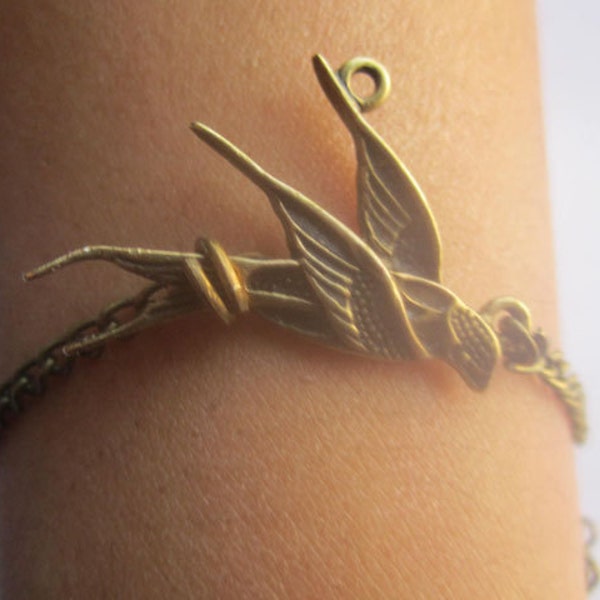 Bracelet--antique bronze little bird swallow bracelet& brass alloy chain