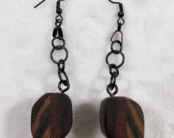 Orecchini in legno artigianali Pebble