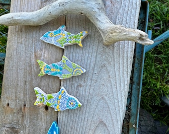 Ceramic Fish Wind chime, Fish Wall Hanging, Driftwood Sealife Beach Decor, Coastal beach house wall decor, ocean wall hanging, Coastal Art