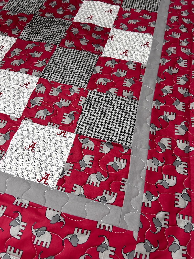 Alabama Baby Quilt image 1