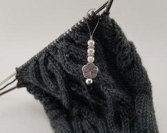 Beaded knitting stitch marker, off-white pearls and silver, knitting notions, gifts for knitters
