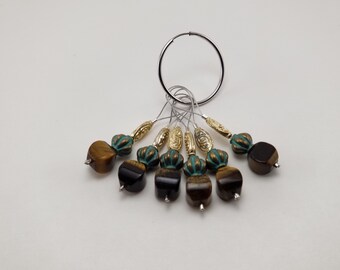 Beaded knitting stitch marker, tigers eye, gold, and copper, knitting notions, gifts for knitters