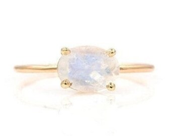 14k Gold Moonstone Engagement Ring 14K Gold, Oval Cut Engagement Ring, Moonstone Band, Vintage Ring, Moonstone Ring, Prong Setting Ring,