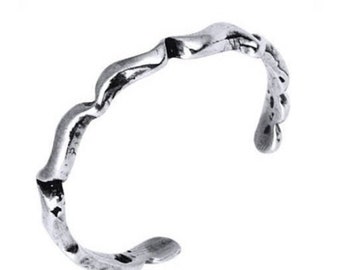 Swirl Mustache Sterling Silver Toe, Midi Ring / Ear Cuff, Swirl Toe Ring, Adjustable Swirl Ring
