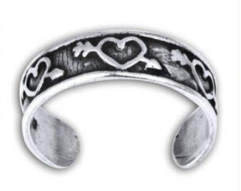 Sterling Silver Cute Hearts and Arrows Toe Ring, Heart and Arrows Adjustable Ring, Heart Toe Ring, Midi Heart Ring Silver
