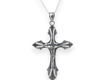Lovely Sterling Silver Crucifix Leafed Cross Necklace Pendant