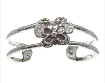 TOE RINGS