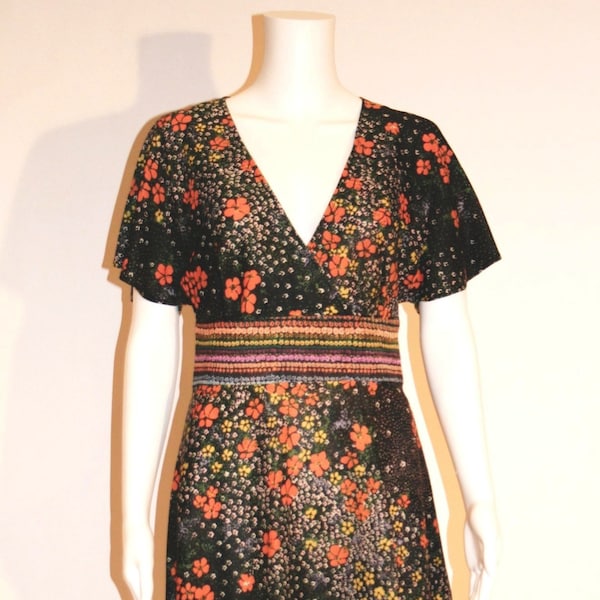 Vintage Flared Sleeve Floral Dress