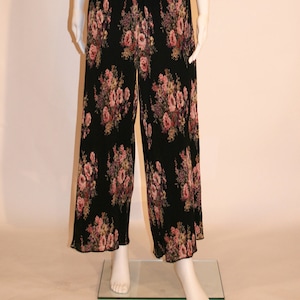 Vintage Pleated Floral Wide Leg Pant