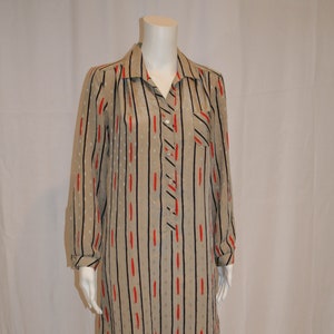 Vintage 1970s Shirtwaist Naby and Red Graphic Pattern image 1