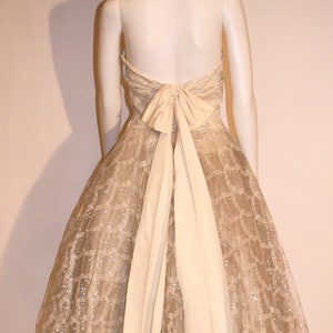 Vintage Stunning Fish Scale Patterned Lace 50s Wedding/Ball Gown