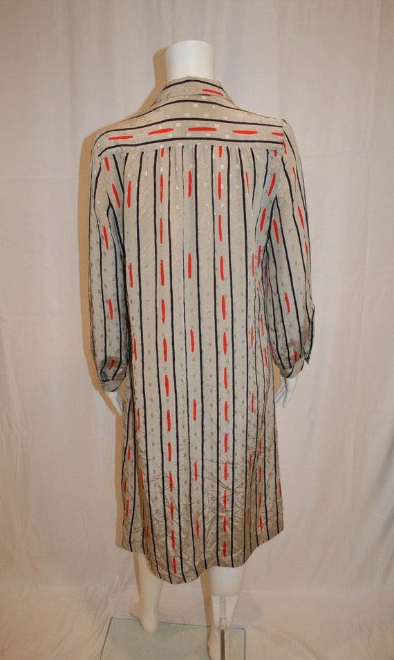 Vintage 1970s Shirtwaist Naby and Red Graphic Pat… - image 5