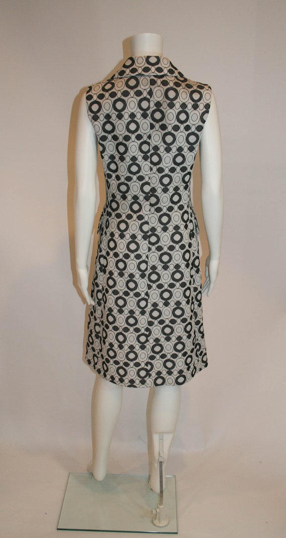 Vintage Mod Black and White 1970s Dress by Act III - image 3