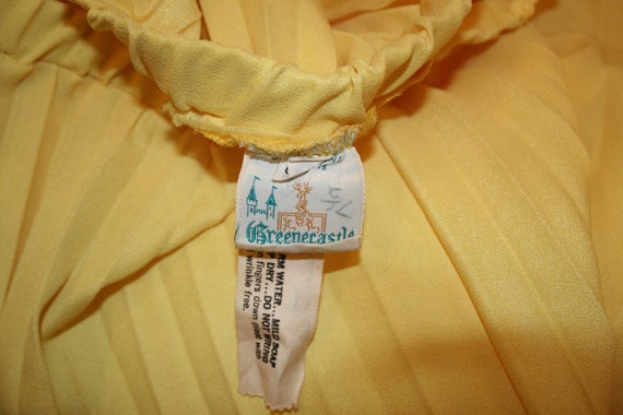 Vintage 1970s Pleated Sunny Yellow Maxi Skirt - image 3
