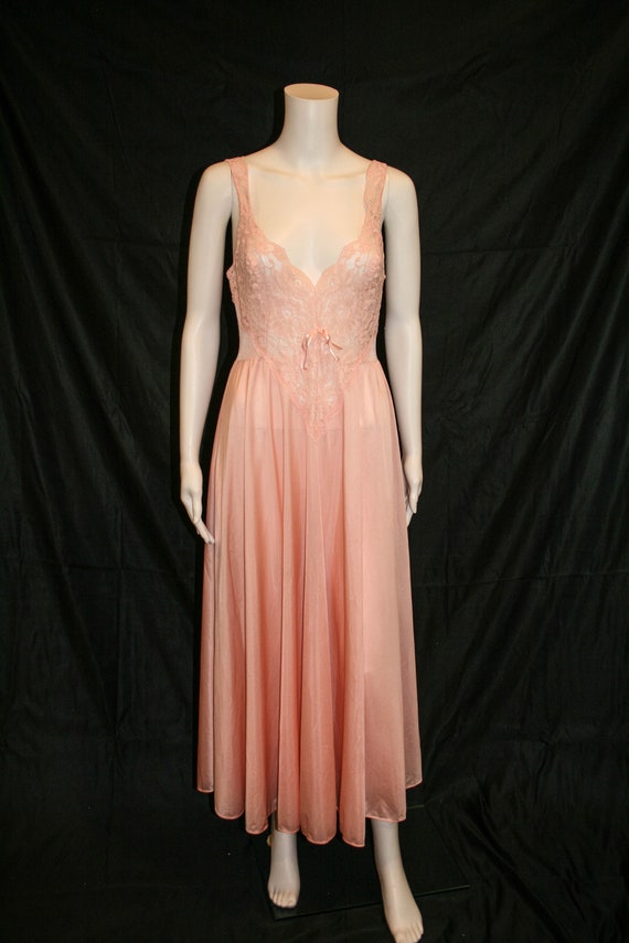 Vintage Olga Pale Peach Nightgown