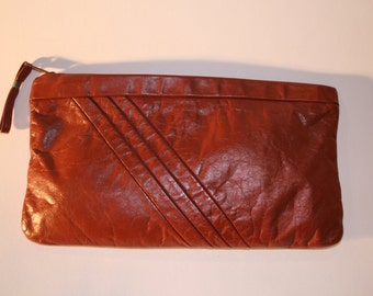 Classic Vintage 80s Leather Clutch