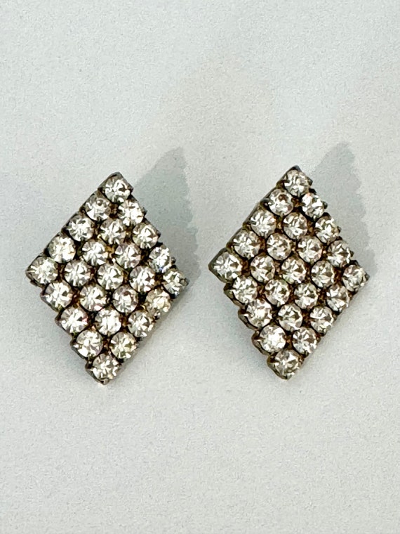 Vintage 1980s Rhinestone Diamond Shaped Pierced St