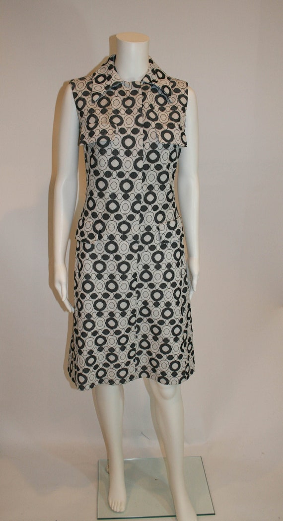 Vintage Mod Black and White 1970s Dress by Act III - image 1