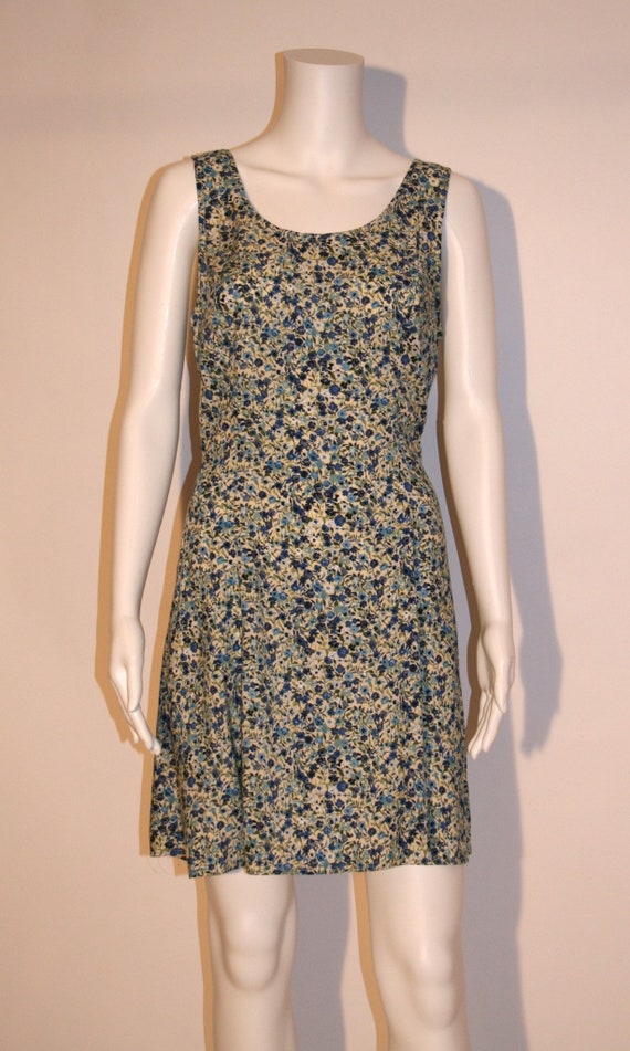 Vintage 1980s Summer Floral Sleeveless Shift Dress