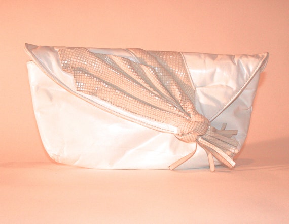 Vintage White Leather Clutch Style Handbag, Vintag