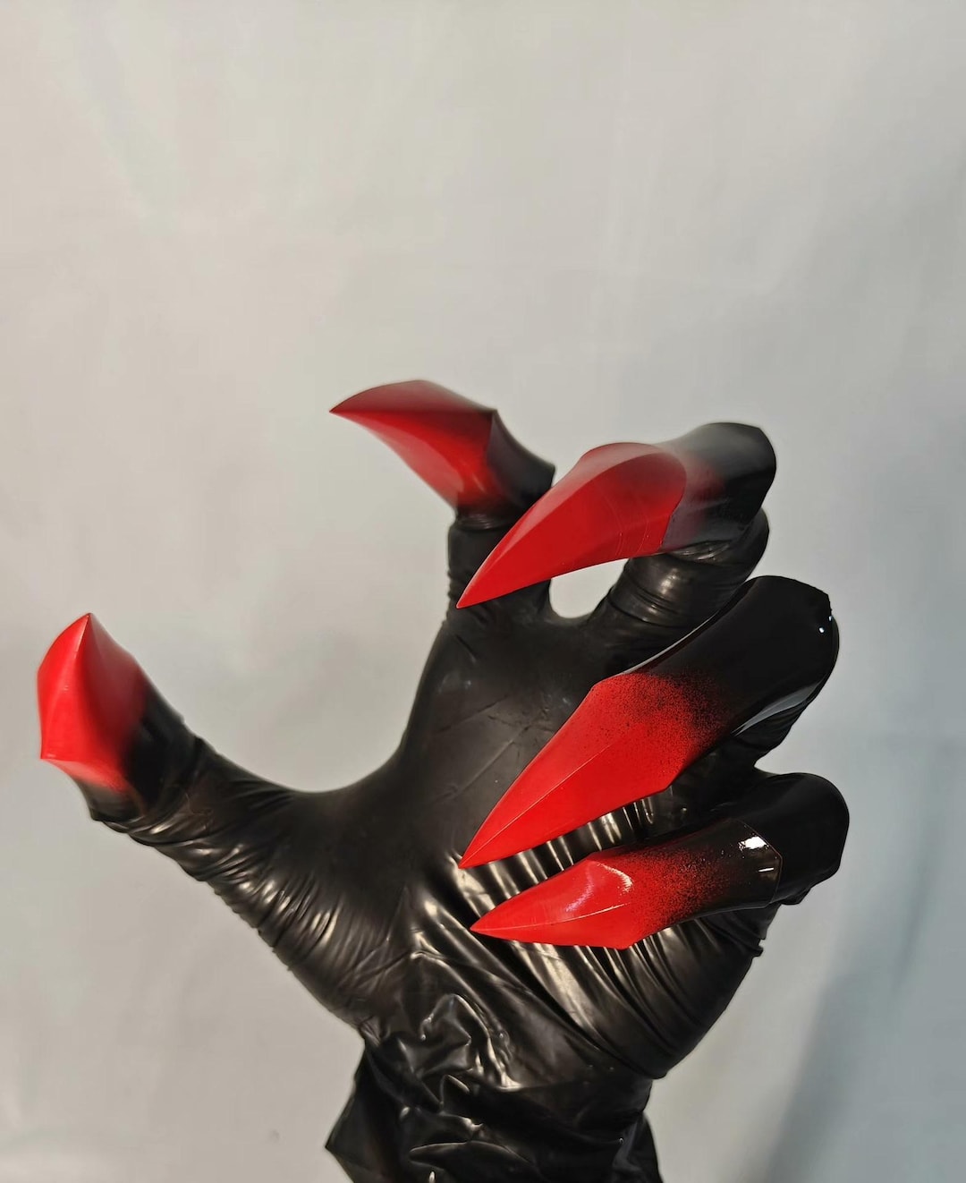 Alastor / Night Watcher Cosplay Claw Gloves, 3D Printed Finger Claw ...