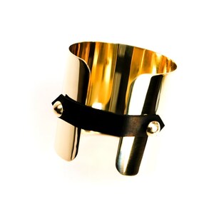 Bond Cuff