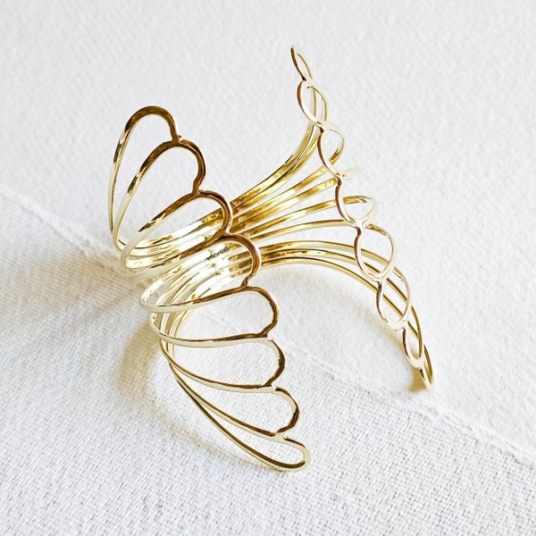 Brass cuff butterfly wings flower dainty pretty elegant adjustable  handmade Bisjoux bracelet wrap lightweight