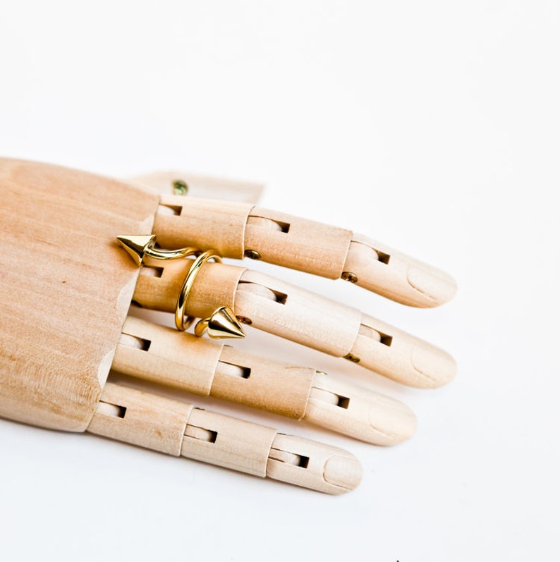 Double Spike Ring