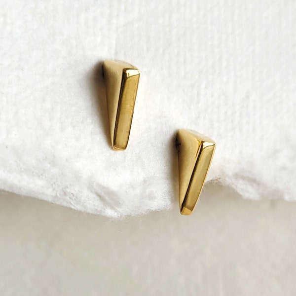 Brass mini stud triangle Speck stud Earrings