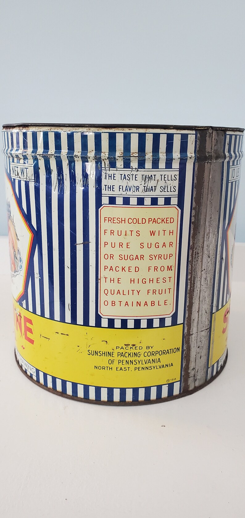 1950'S Sunshine Brand Fruits Vintage Advertising Tin Can, Sunshine Packing Corporation of Pennsylvania image 3