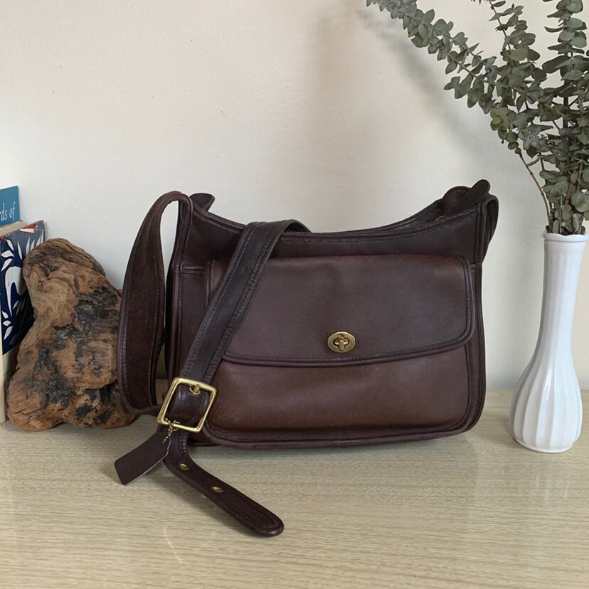 Vintage Coach Bag Coach Taft Bag Brown Leather Coach Messenger Style Bag Coach Crossbody Purse Vintage Turn Lock Purse Coach 9980