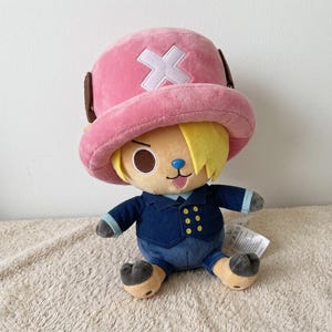 Pluszowa lalka Sanji w stroju Tony'ego Tony'ego Choppera, miękka wypchana figurka One Piece Black Suit, prezent dla fanów Kawaii Manga Room Decor